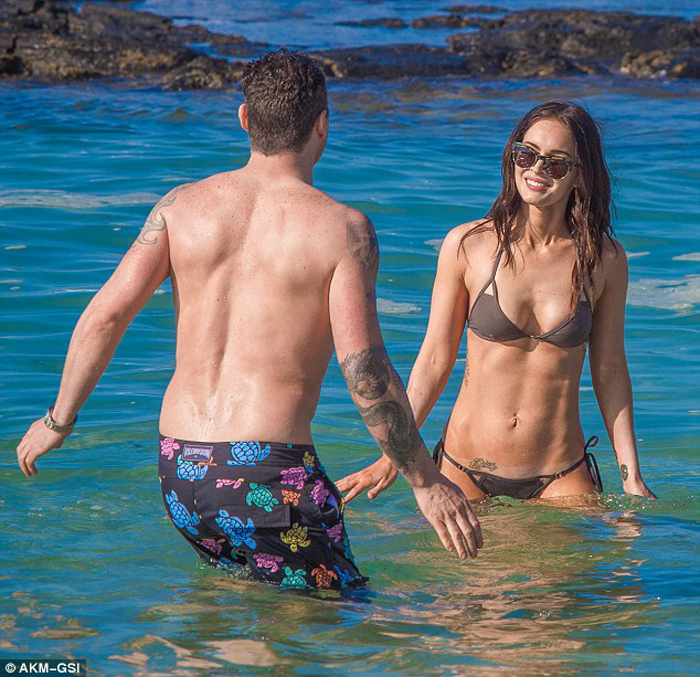 Megan Fox en très mini bikini