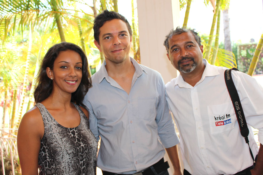 Laura Chateau, d'Antenne Réunion, Mickael Cuvelier de 974TV, et Thierry Araye, de TéléKréol