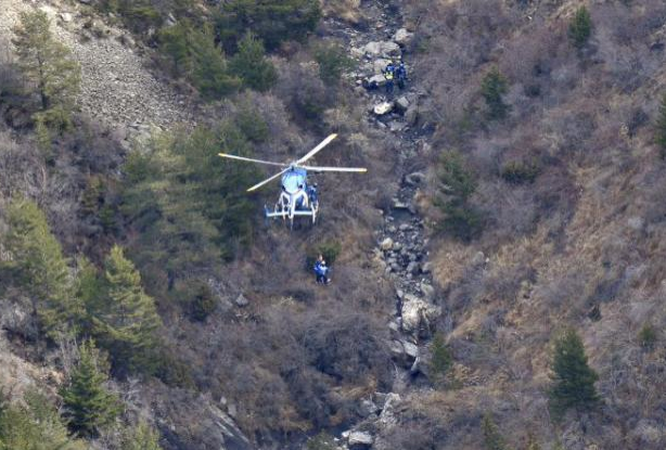 Le lieu du crash: un avion pulvérisé