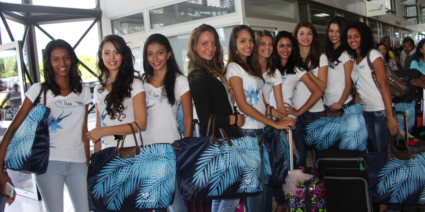 Le départ des candidates Miss Réunion 2015 pour Paris