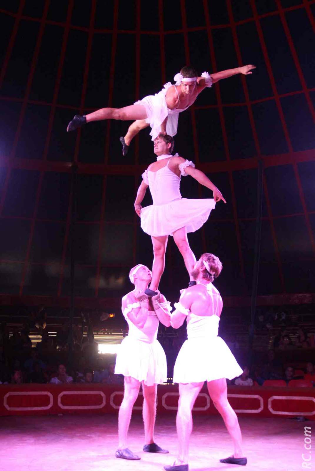 Les Goleen Star sont également de Russie.