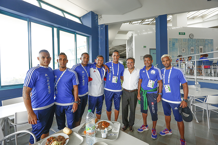 Le président de Région avec les athlètes