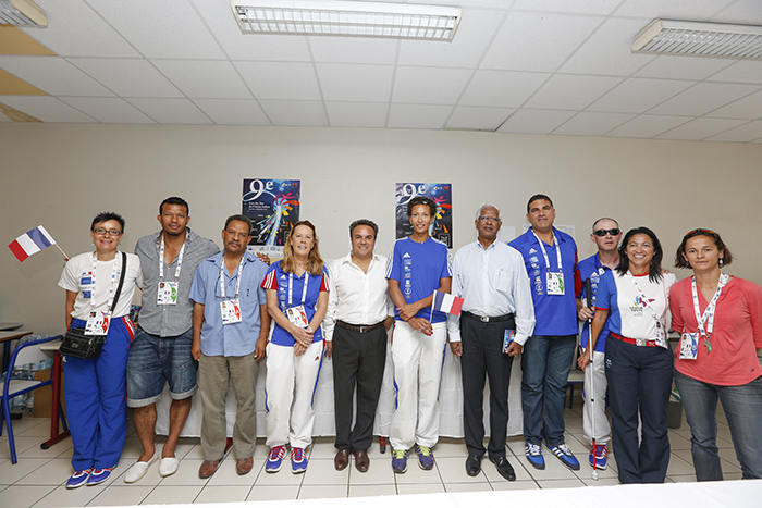 Didier Robert rencontre quelques sportifs des JIOI