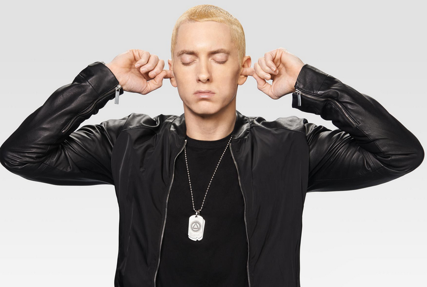 La belle-soeur SDF d'Eminem balance!