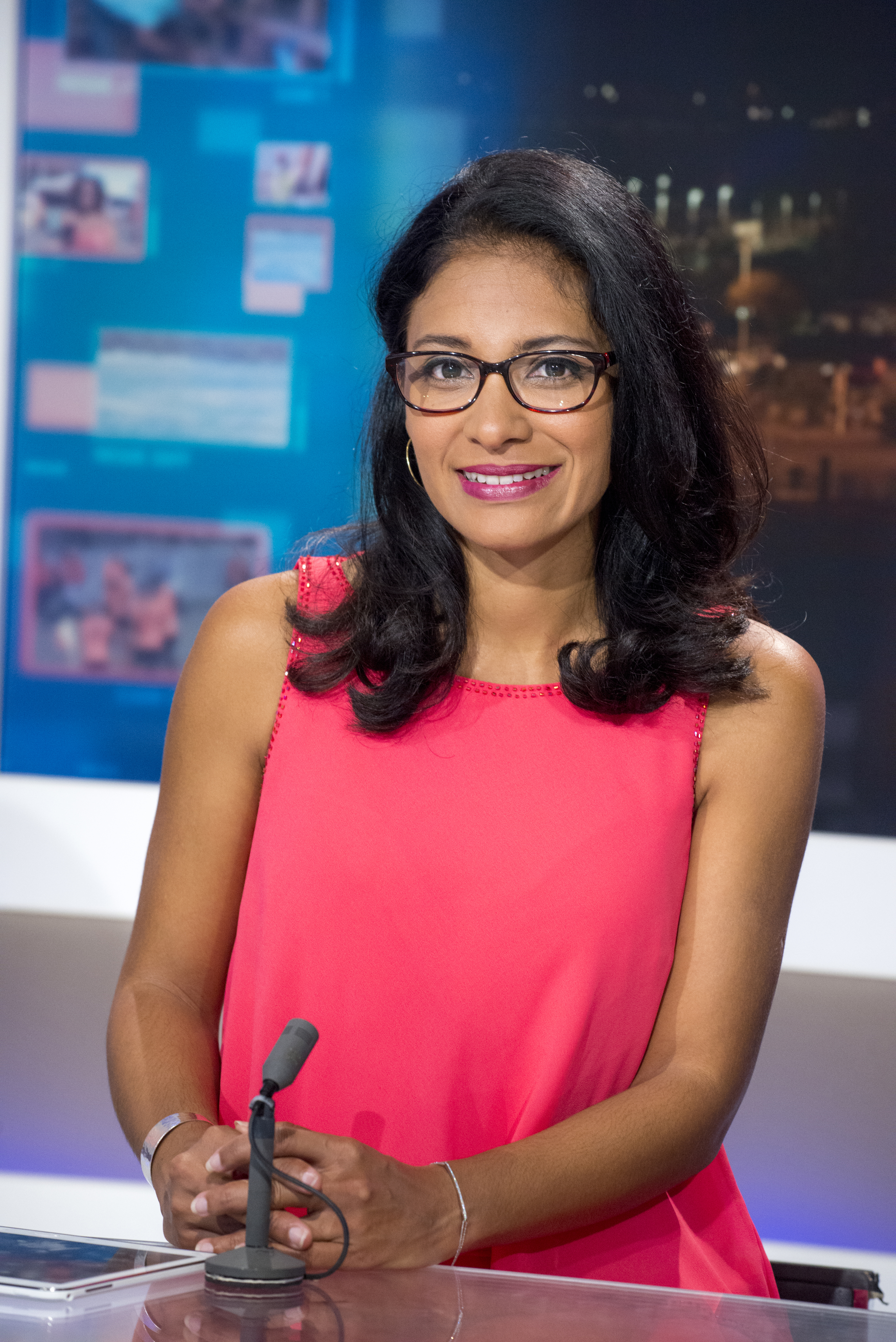 Yolande Calichiama est aux commandes du 19h en semaine