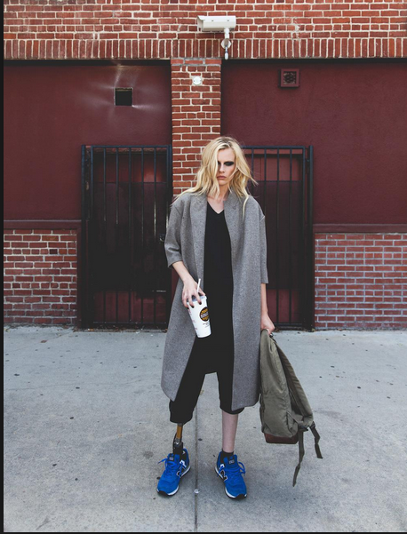 Suite de la polémique du mannequin amputé à cause d'un tampon!