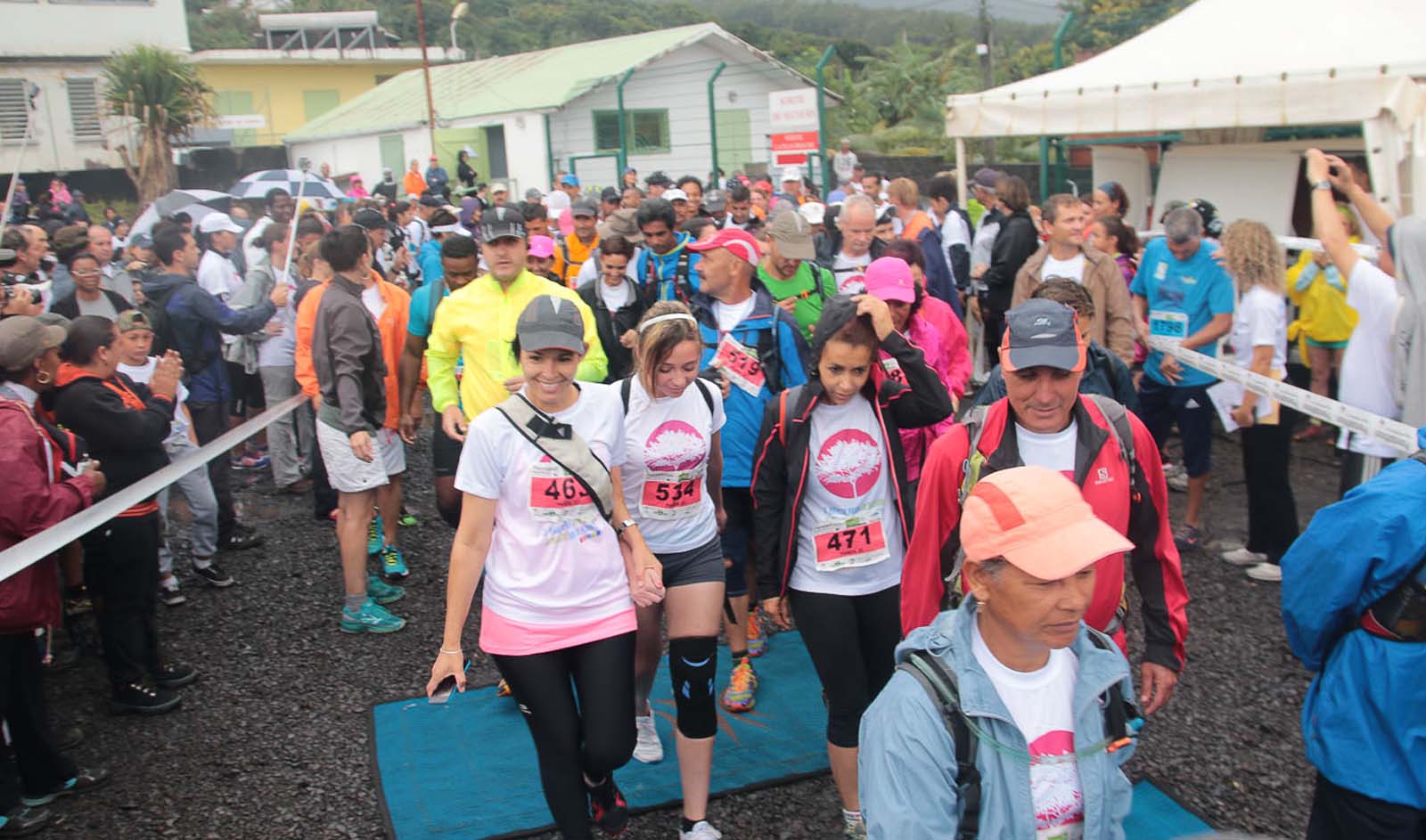 Pandathlon à Saint-Philippe<br>2 000 marcheurs pour La Réunion et pour la planète!<br />
