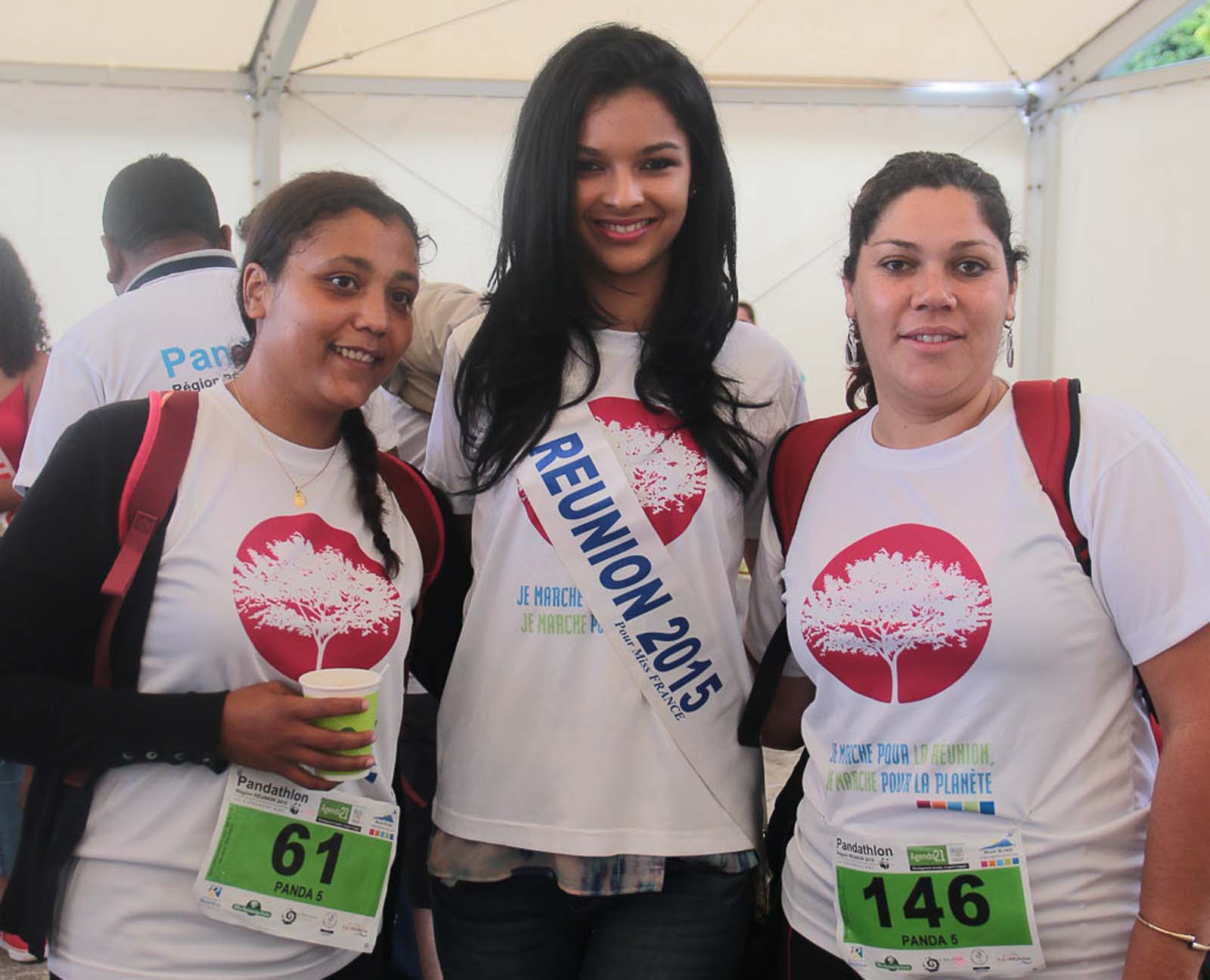Pandathlon à Saint-Philippe<br>2 000 marcheurs pour La Réunion et pour la planète!<br />