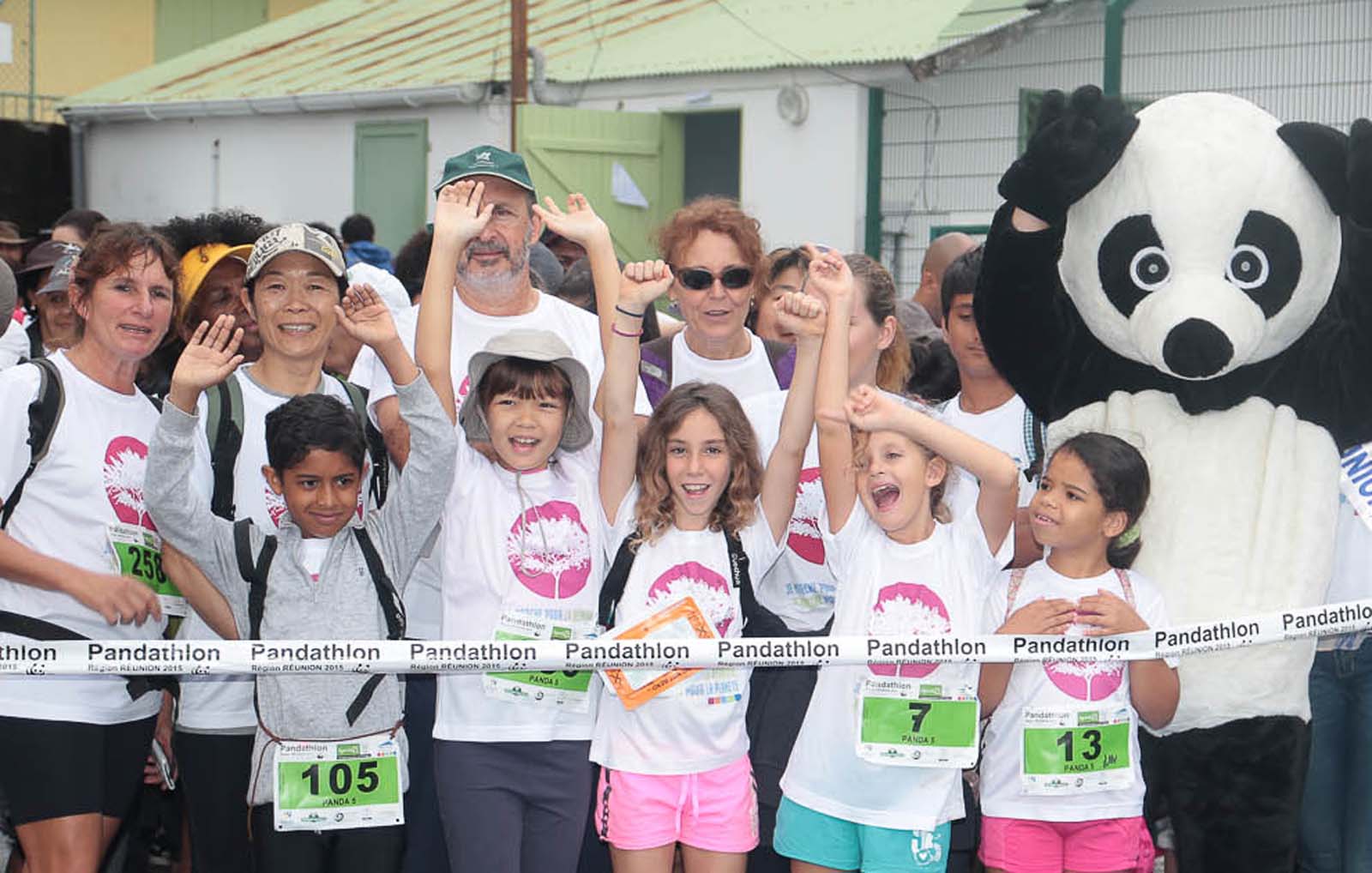 Pandathlon à Saint-Philippe<br>2 000 marcheurs pour La Réunion et pour la planète!<br />