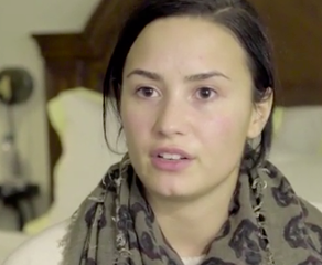 Sans maquillage, au naturel, Demi a donné une interview