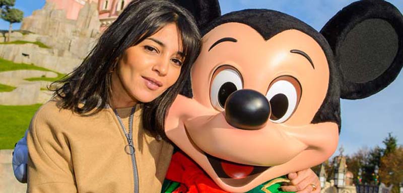 Les célébrités fêtent Noël à Disneyland Paris