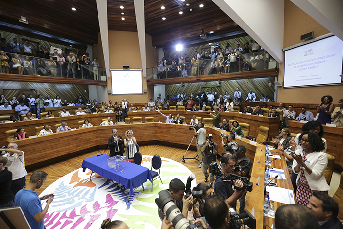 Un hémicycle plein comme un œuf,pour l'événement politique de l'année.