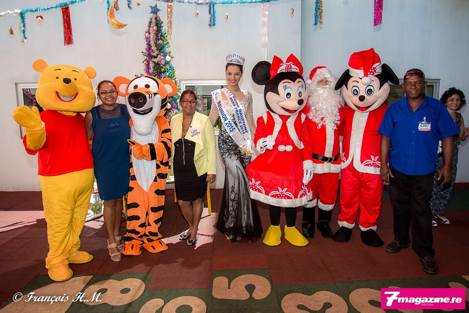 Noël des enfants malades au CHU<br>Miss Réunion et le Père Noël au rendez-vous