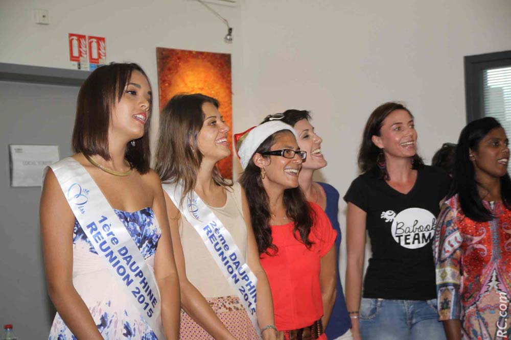 Le Père Noël Un ti marmaille Un sourire<br>Opération réussie! 