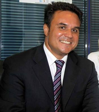 Les prédictions 2016 de Gérard Bonnet pour La Réunion <br> Un cyclone et d'autres réjouissances!