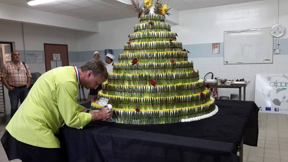 Un show sculpture sur fruits incroyable à La Réunion