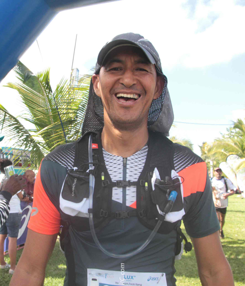 Fock Keng Ho Tu Nam , alias Mister Phenix, 97 ème au scratch, en 4h 03' 24''.