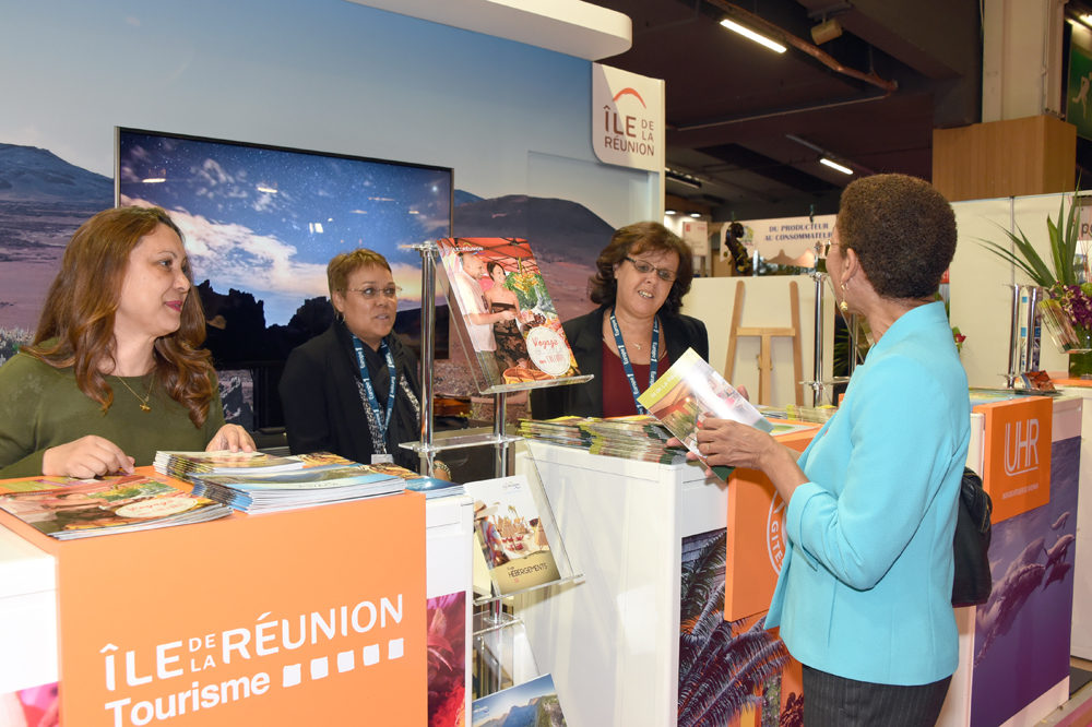 George Pau-Langevin ici avec Laura K'Bidi, Linda Futhazar et Elise