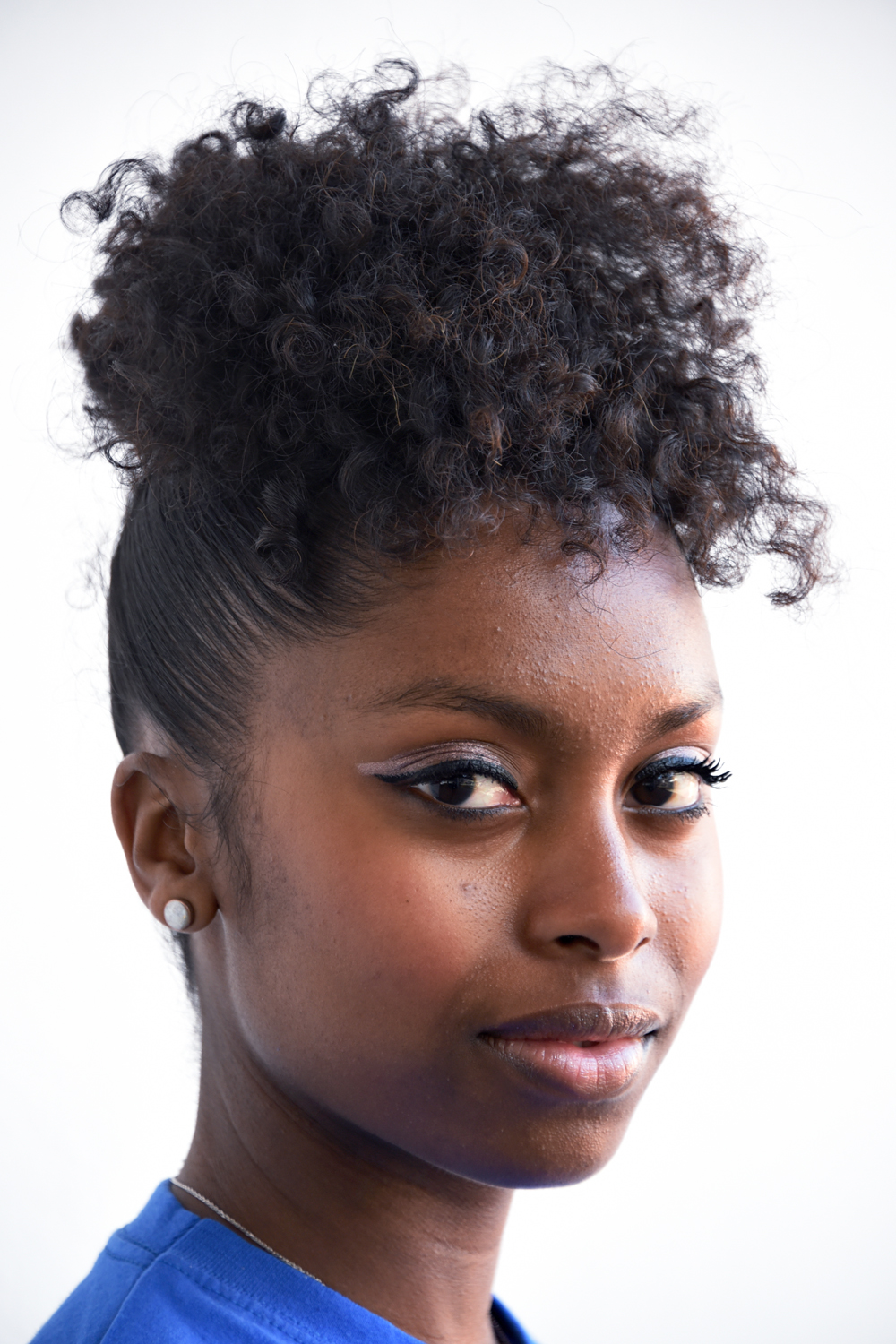 Le sourire et la séduction de Wendy Joachas pour les bokits de JP Show