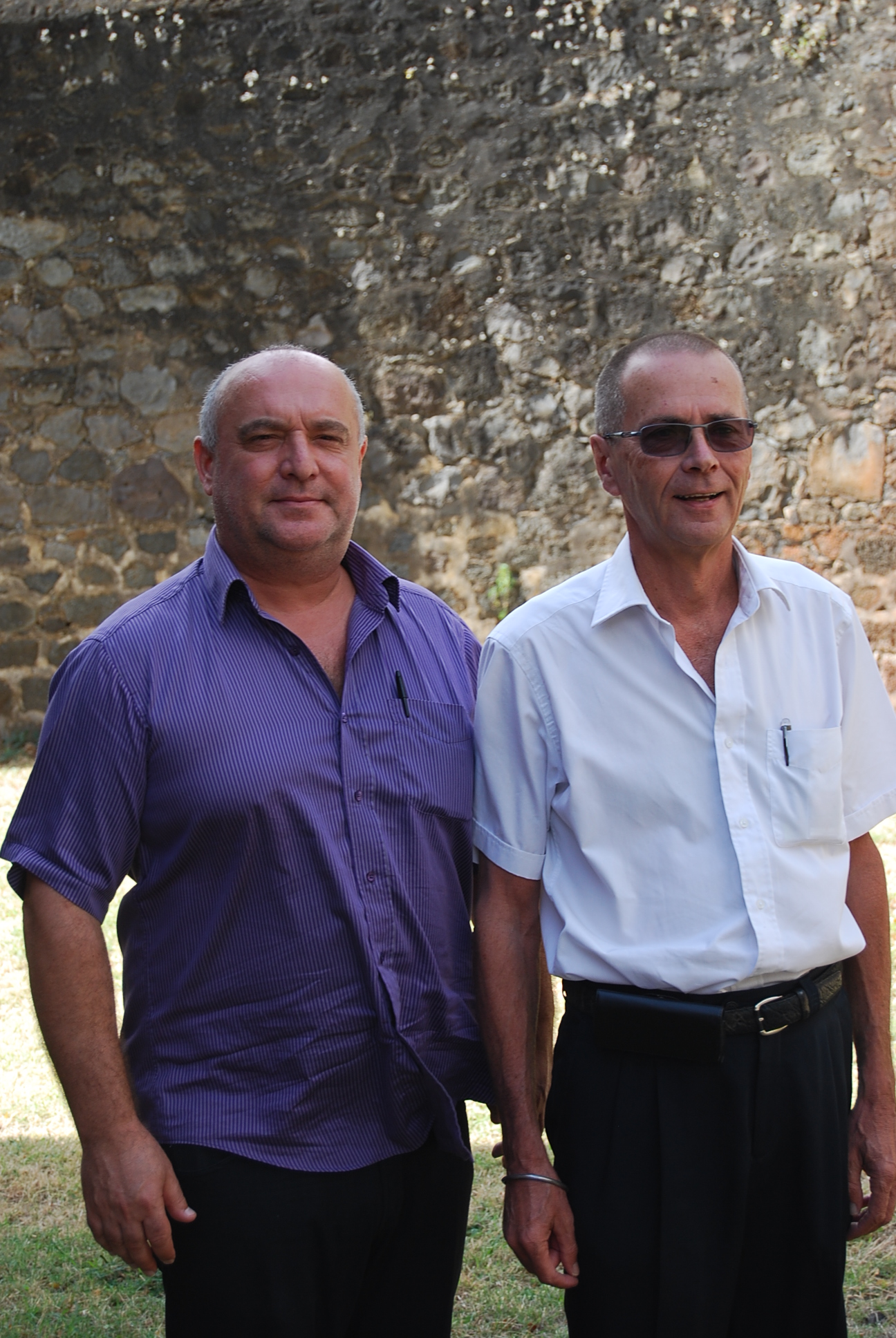 Bruno Raffi et Bernard Salva, nouveau et ancien président de l'Entente Patriotique de La Réunion