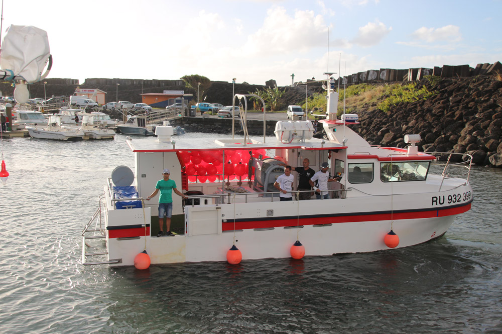 Un longliner de plus de 11 m de long