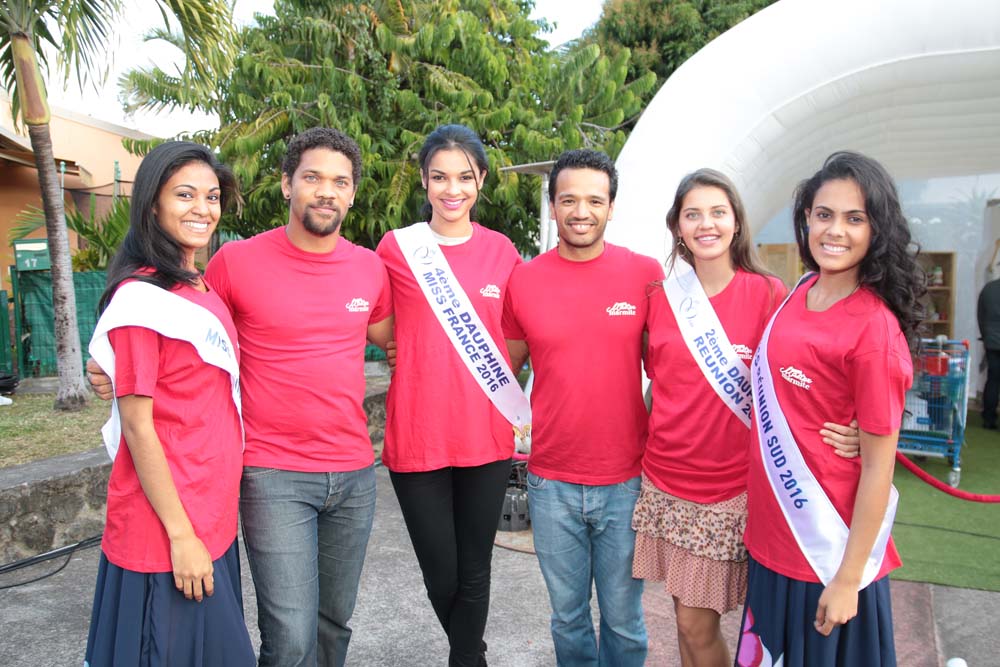 Les Miss avec Lou, le présentateur, et Jimmy Ferblantier de la SHLMR