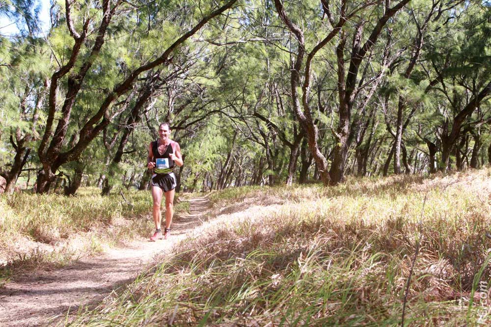 L'infatigable Yan de Maroussen, Monsieur Trail de l'île Maurice et 9ème au général