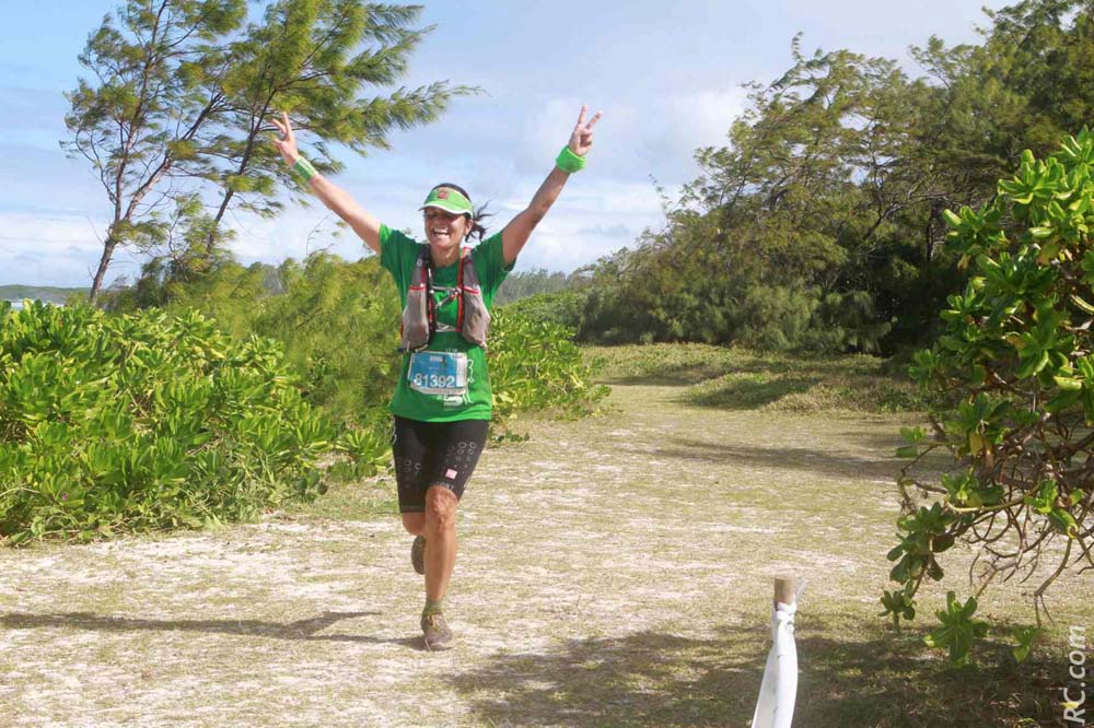 Valérie Gérard peut lever les bras au ciel, il est en train de remporter les 47 km de la Perruche.