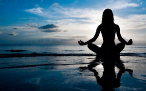 La méditation aide à calmer le stress