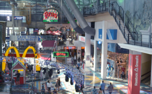 Trop de shopping: elle appelle une ambulance!