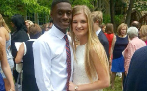 Sans aide de ses parents car elle sort avec un Afro-américain