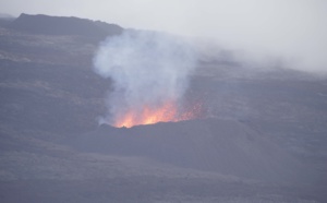 L'éruption continue au Piton de la Fournaise: d'autres photos