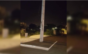 Insolite : Le poteau électrique qui dit stop !