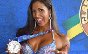 Notre Miss Bikini réunionnaise, Caroline Deveaux, brille en Australie