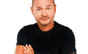 Cauet et son équipe débarquent à La Réunion