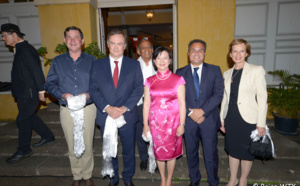 Au revoir Madame la Consule de Chine