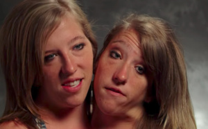 Les siamoises deviennent professeures