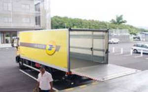 Nouvelle plateforme aéroportuaire de Gillot pour La Poste de La Réunion