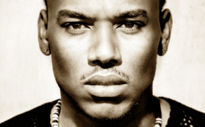 Ken Eind le bel architecte comédien