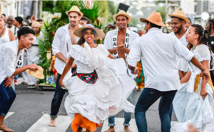 📷De sublimes images du défilé du 20 décembre au Barachois