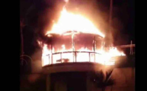 La boite de nuit Le Beach Club de Saint-Gilles en feu