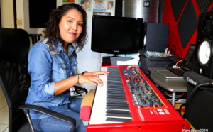 Erika Aft, les accords au bout des doigts