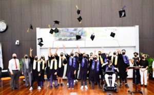 Remise des diplômes de la faculté des Sciences de l’Homme et de l’Environnement à la l’Université du Tampon