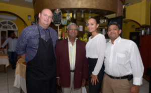 A table avec Jean-Paul Virapoullé 