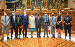 Huguette Bello préside la séance plénière du comité de suivi INTERREG V Océan Indien