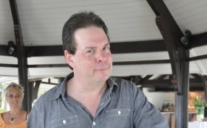 Douglas Kennedy: “Tu es responsable de ton bonheur”