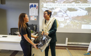 La Présidente de Région Huguette Bello s’est rendue au lycée Antoine de Saint-Exupéry des Avirons à la rencontre des lycéens