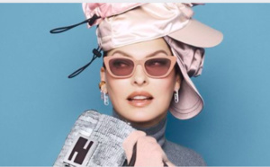 Le Top Model Linda Evangelista, défigurée, signe son grand retour