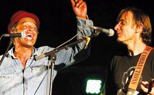 Nico Paillet guitariste de Noah!