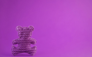 Elle perd son enfant en s’interposant dans une querelle de voisinage.